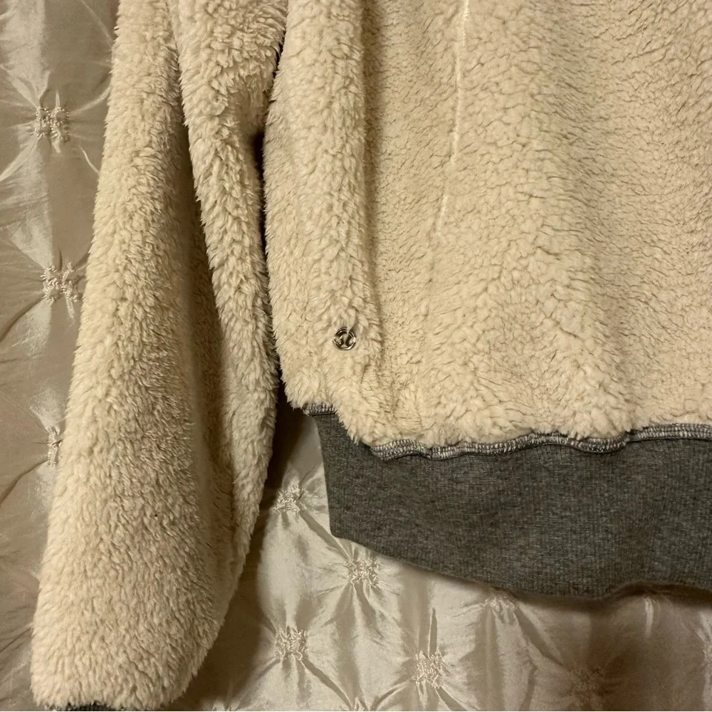 lululemon athletica Cream Teddy Zip-Up Jacket with Gray Trim